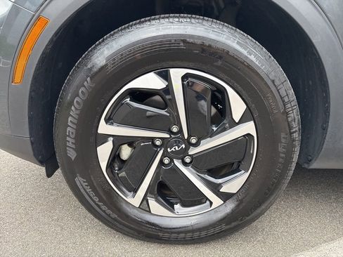 Used 2023 Kia Sportage LX image 27