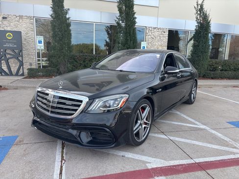Used 2019 Mercedes-Benz S 63 AMG S 4MATIC Sedan image 2