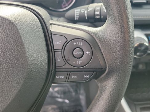 Used 2024 Toyota RAV4 XLE image 21