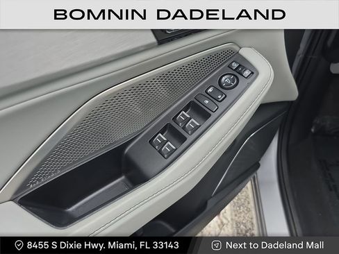 Used 2022 Acura MDX FWD w/ Technology Package image 11