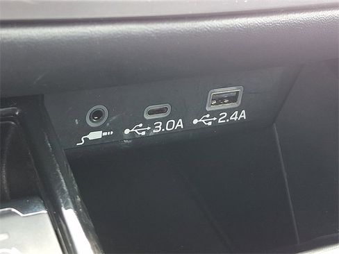 Used 2023 Subaru Outback Premium image 26