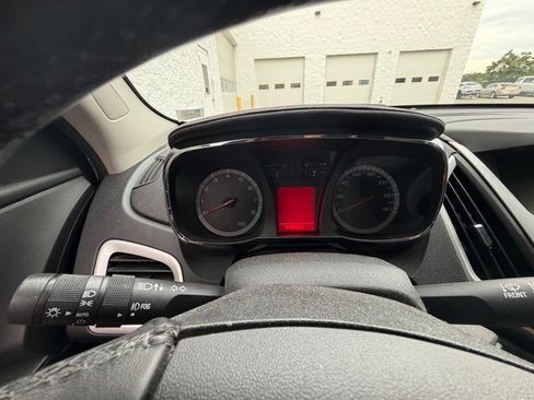 Used 2015 GMC Terrain SLE w/ Convenience Package FWD image 10