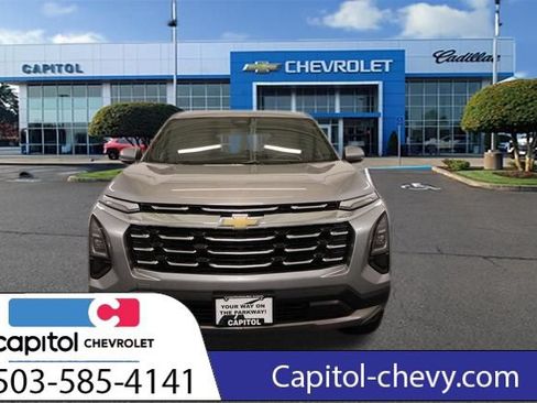 Used 2025 Chevrolet Equinox LT AWD/4WD image 8