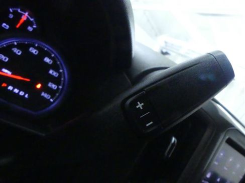 Used 2022 Chevrolet Silverado 1500 Custom Trail Boss w/ LPO, Dark Essentials Package image 18