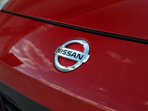 Used 2020 Nissan 370Z Coupe image 36