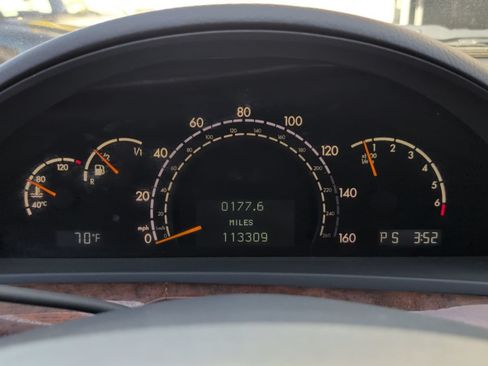Used 2000 Mercedes-Benz S 500 image 32