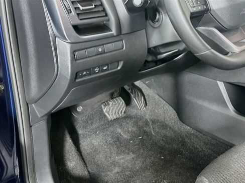 Used 2026 Nissan Rogue SV AWD/4WD image 17