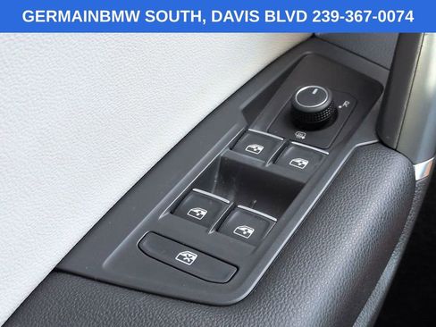 Used 2020 Volkswagen Tiguan SE w/ Panoramic Sunroof Package AWD/4WD image 26