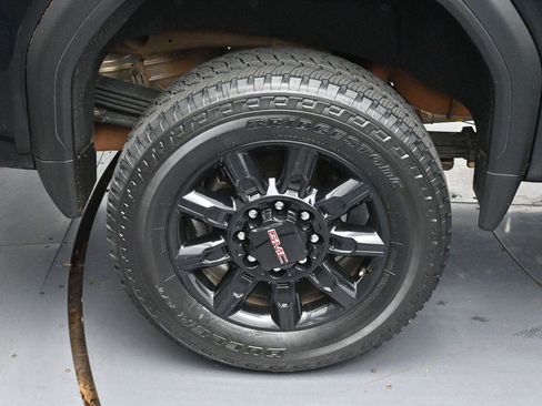 Used 2024 GMC Sierra 2500 AT4 w/ AT4 Premium Plus Package AWD/4WD image 35