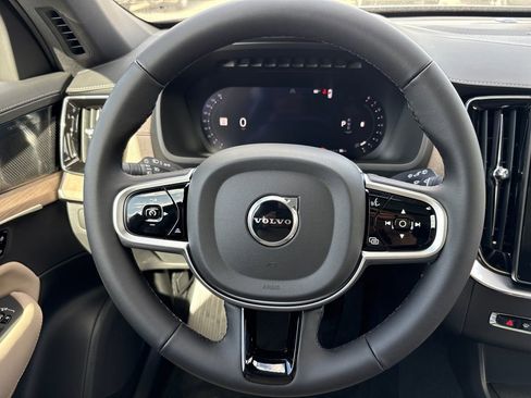 New 2026 Volvo XC90 B6 Plus image 12