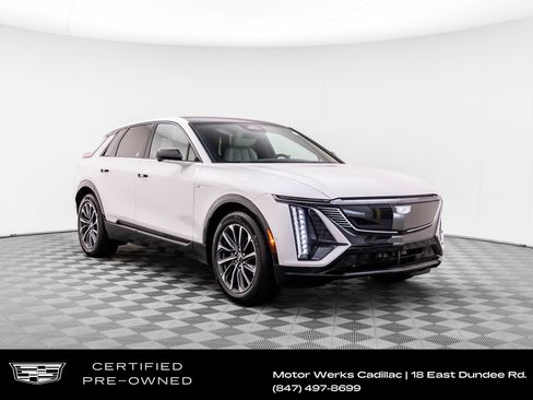 Used 2025 Cadillac Lyriq Sport AWD/4WD image 1