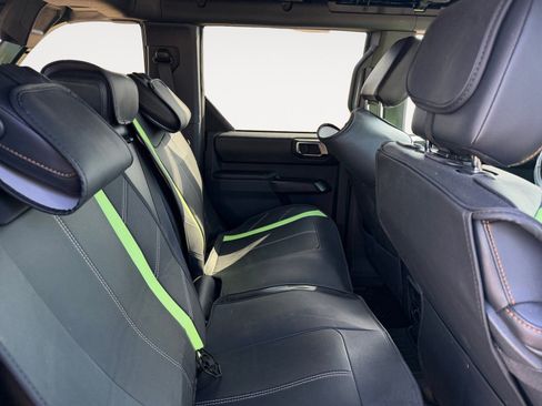 Used 2024 Ford Bronco Badlands image 13
