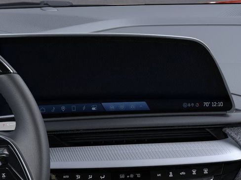 New 2026 Cadillac Optiq Luxury 1 w/ LPO, Floor Liner Package AWD/4WD image 20
