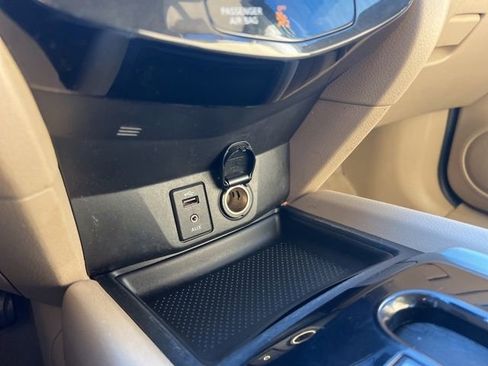 Used 2014 Nissan Rogue SV image 18