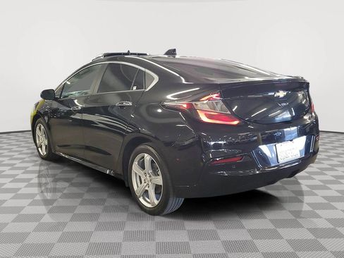 Used 2018 Chevrolet Volt LT w/ LT Driver Confidence Package image 4