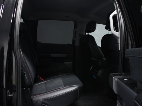 Used 2023 Ford F150 Lariat w/ Trailer Tow Package image 15