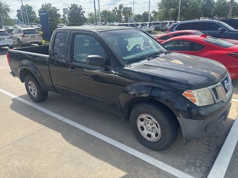 Used 2012 Nissan Frontier S w/ S Preferred Pkg image 1