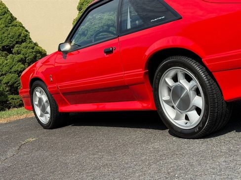 Used 1993 Ford Mustang Cobra image 21