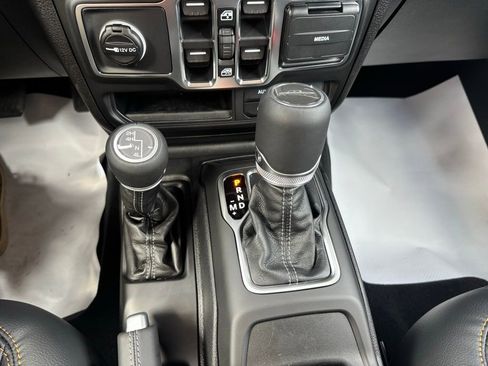 New 2026 Jeep Gladiator Sport AWD/4WD image 18