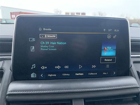 Used 2022 Chevrolet Suburban Z71 w/ Z71 Off-Road Package image 13