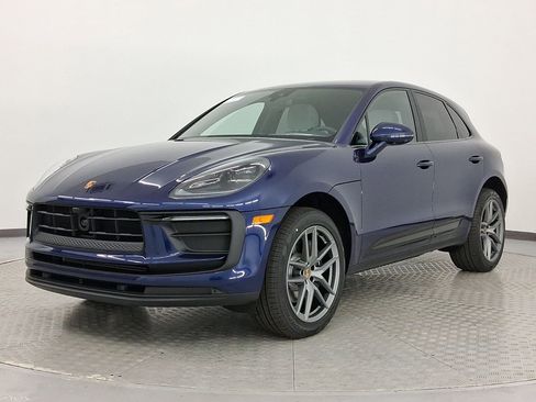 New 2026 Porsche Macan image 1