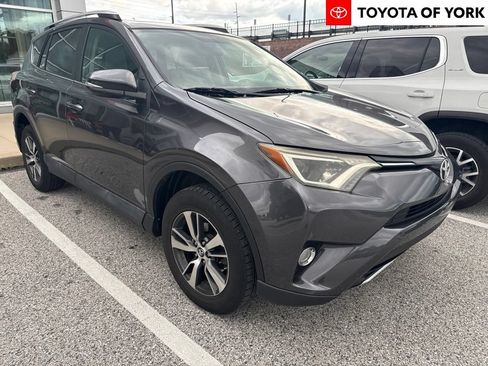 Used 2016 Toyota RAV4 XLE AWD/4WD image 1