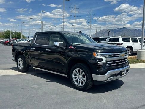 Certified 2022 Chevrolet Silverado 1500 LTZ w/ Technology Package AWD/4WD image 27