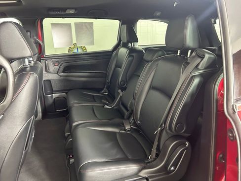 Used 2025 Honda Odyssey Sport-L image 14