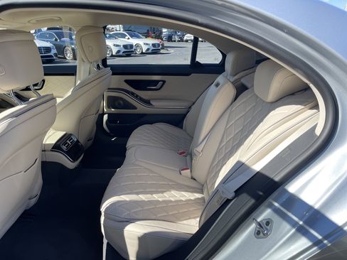 Certified 2023 Mercedes-Benz S 580 4MATIC Sedan image 32