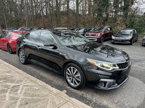 Used 2020 Kia Optima Premium image 4