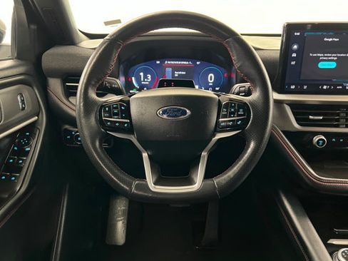 Used 2025 Ford Explorer ST-Line AWD/4WD image 12