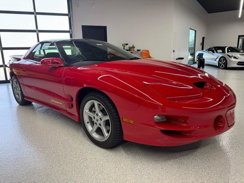 Used 2002 Pontiac Firebird Trans Am w/ SLP Firehawk Pkg RWD image 11