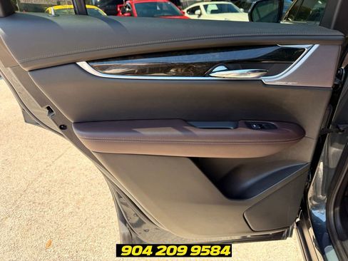 Used 2020 Cadillac XT6 Premium Luxury FWD image 23