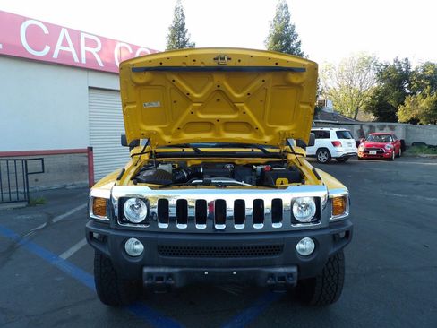 Used 2007 HUMMER H3 Base 4dr SUV 4WD image 11