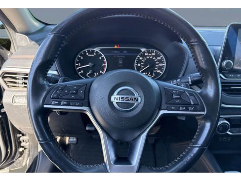 Used 2022 Nissan Altima 2.5 SR image 13