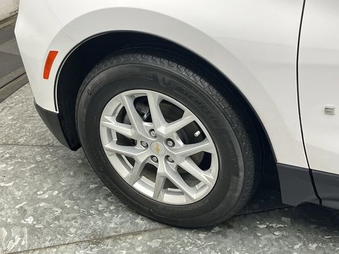 Certified 2024 Chevrolet Equinox LS image 27