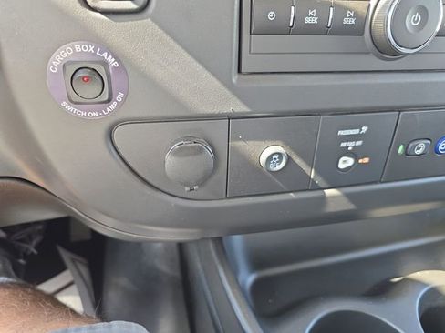 New 2025 GMC Savana 3500 Extended w/ Power Convenience Package image 18