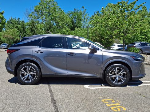 Used 2023 Lexus RX 350 Premium w/ Accessory Package AWD/4WD image 8