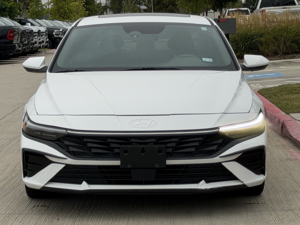 Used 2024 Hyundai Elantra SEL w/ Convenience Package FWD image 5