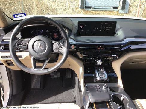 Used 2024 Acura MDX FWD w/ Technology Package image 10