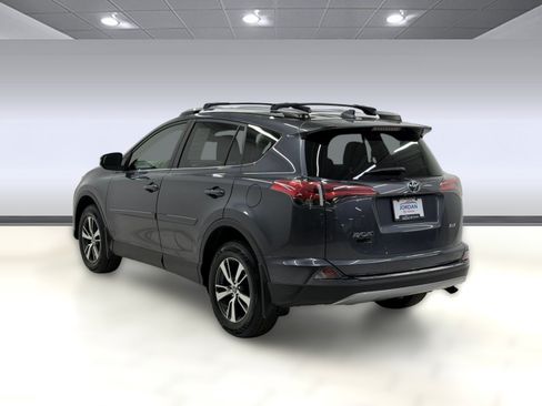 Used 2017 Toyota RAV4 XLE w/ Plus Extra Value Package FWD image 2
