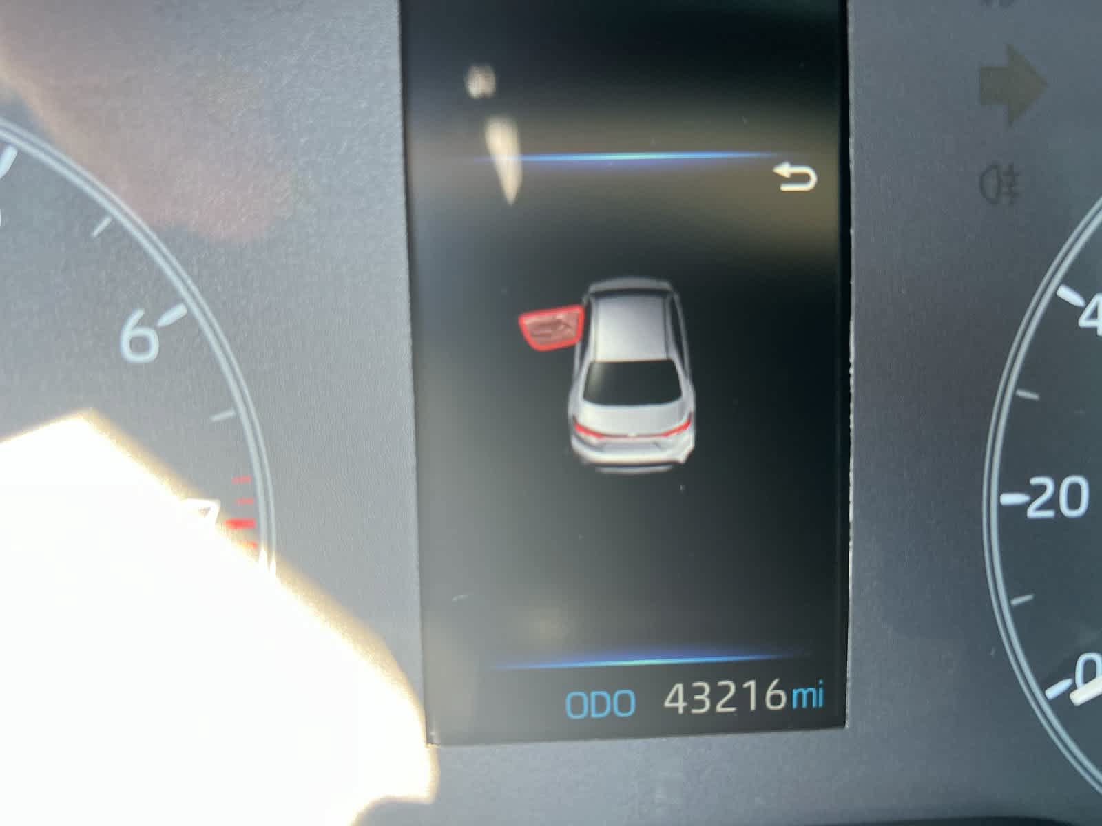 Used 2023 Toyota Corolla LE FWD image 13