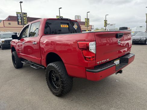 Used 2021 Nissan Titan SV w/ Accessory Utility Package AWD/4WD image 5