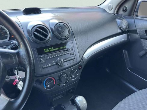 Used 2011 Chevrolet Aveo LT FWD image 26
