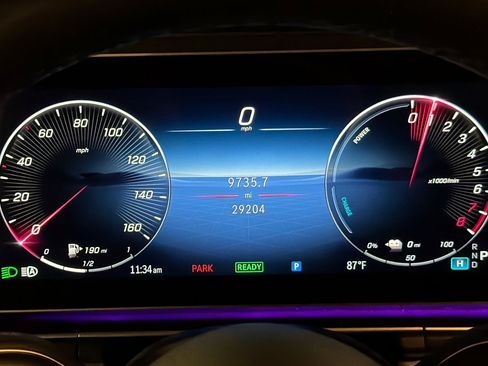 Used 2025 Mercedes-Benz GLE 450e 4MATIC image 24