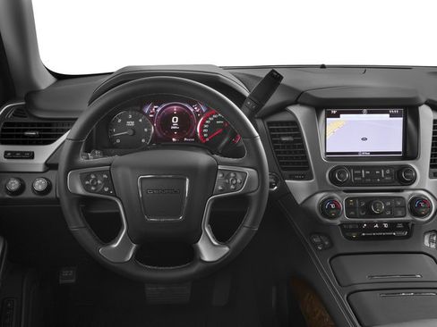 Used 2018 GMC Yukon XL Denali w/ Denali Ultimate Package AWD/4WD image 10