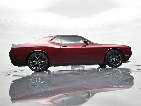 Used 2023 Dodge Challenger R/T w/ Blacktop Package image 28