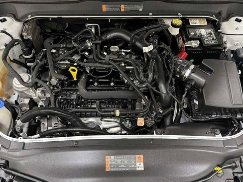 Used 2020 Ford Fusion SE FWD image 30