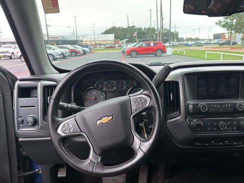 Used 2017 Chevrolet Silverado 1500 LT w/ Texas Edition RWD image 12