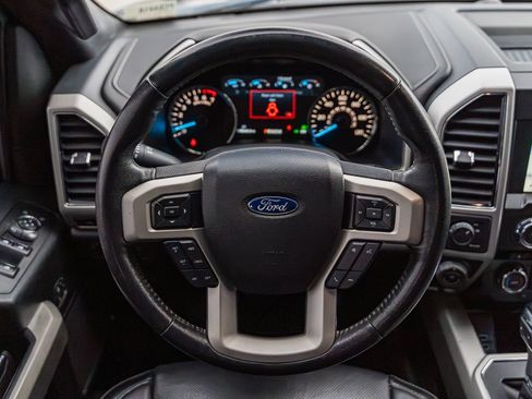 Certified 2018 Ford F150 Lariat image 28